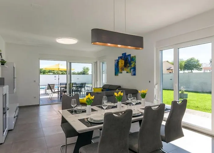 Al Mar Comfortable Villa Vodnjan