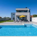 Al Mar Comfortable Villa