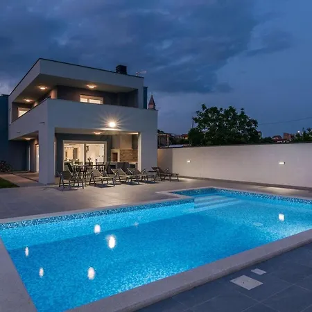 Al Mar Comfortable Villa Vodnjan