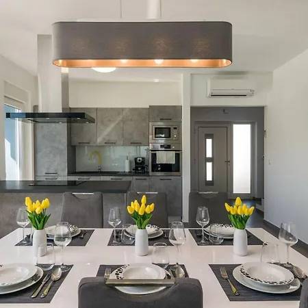 Al Mar Comfortable Villa Vodnjan