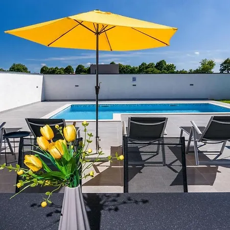 Al Mar Comfortable Villa Vodnjan